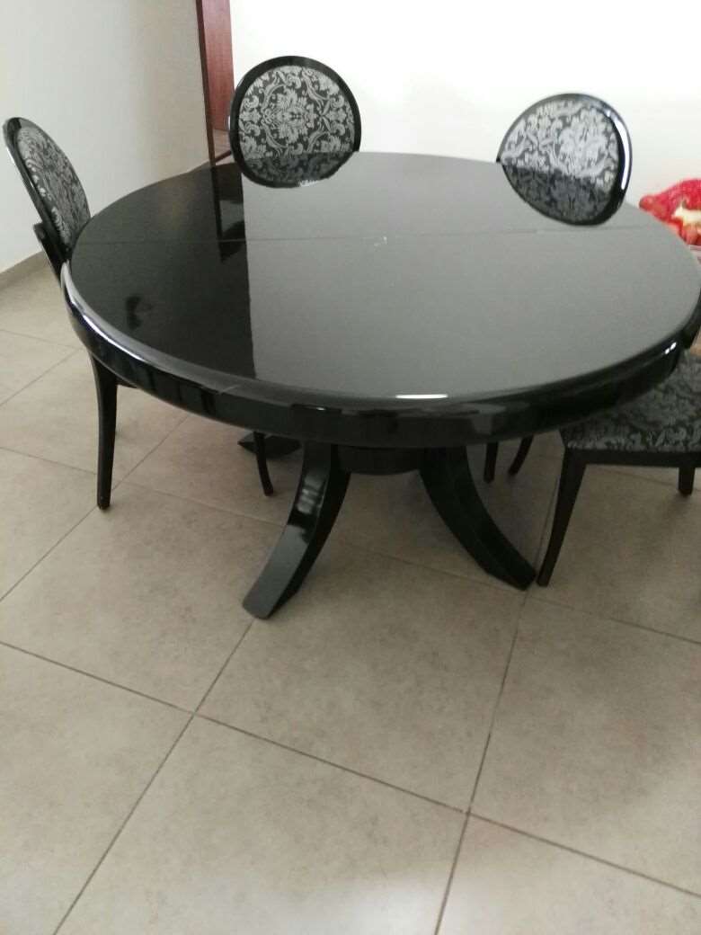 תמונה 1 ,שולחן עגול וכסאות למכירה בפתח תקווה ריהוט  פינת אוכל