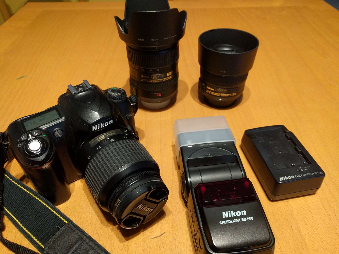 תמונה 1 ,Nikon D50 + תוספות למכירה ברחובות צילום  מצלמה רפלקס דיגיטלית