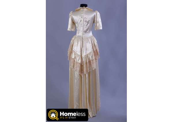 תמונה 1 ,שמלות וינטג' ועתיקות למכירה בחולון יד-שניה לנשים  שמלת כלה
