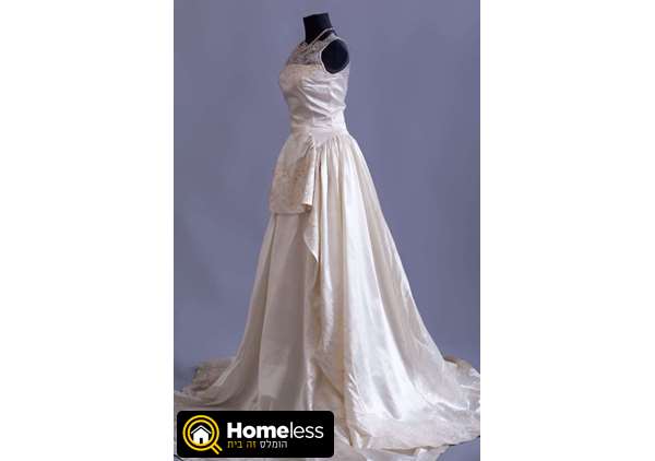 תמונה 4 ,שמלות וינטג' ועתיקות למכירה בחולון יד-שניה לנשים  שמלת כלה