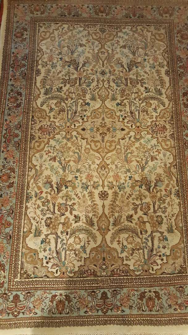 תמונה 2 ,שטיח אירני מקורי למכירה בנס ציונה ריהוט  שטיחים