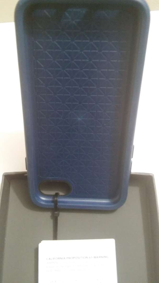 תמונה 3 ,אוטרבוקס אייפון 7 למכירה בתל אביב סלולרי  מגיני מסך וכיסויים