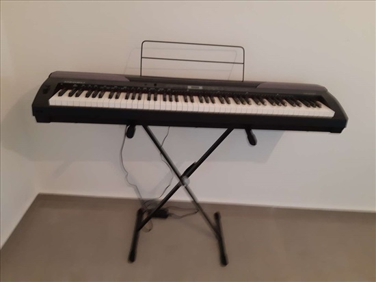 פסנתר חשמלי sp4000 של חברת med 