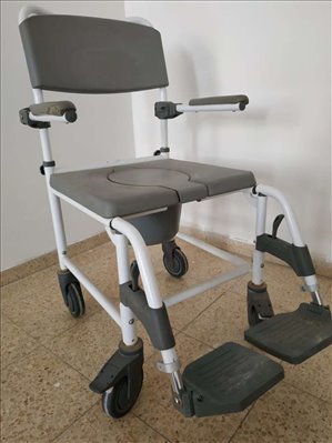ציוד סיעודי/רפואי כסא גלגלים 3 