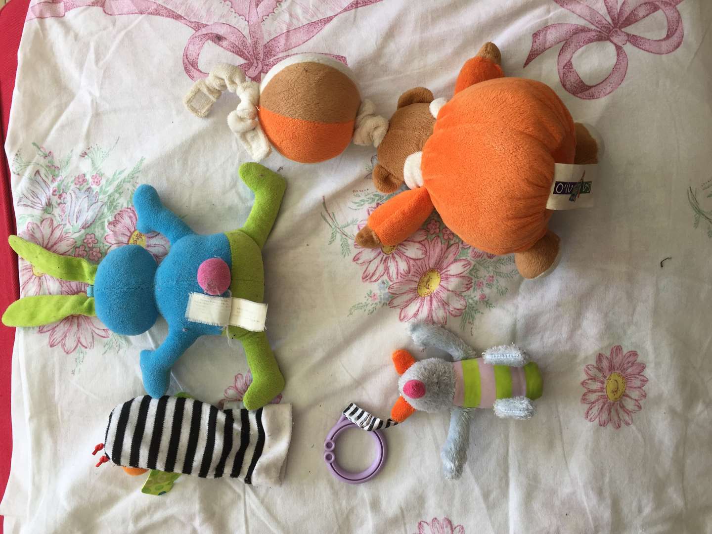 תמונה 2 ,סט של צעצועים רכים (1) למכירה בנתניה לתינוק ולילד  משחקים וצעצועים