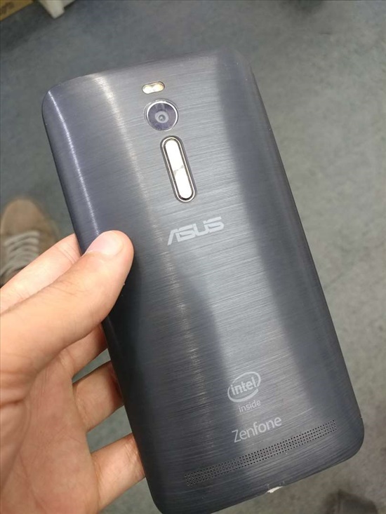 ASUS ZENFONE 2