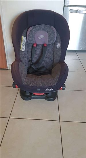 לתינוק ולילד כסא לרכב 4 