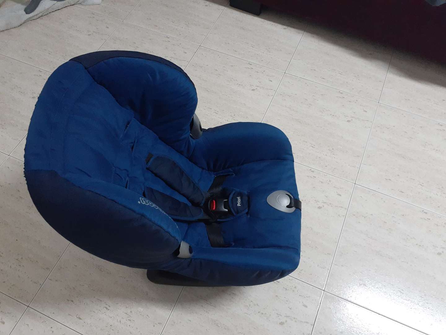 תמונה 2 ,יולי למכירה באשדוד לתינוק ולילד  כסא לרכב