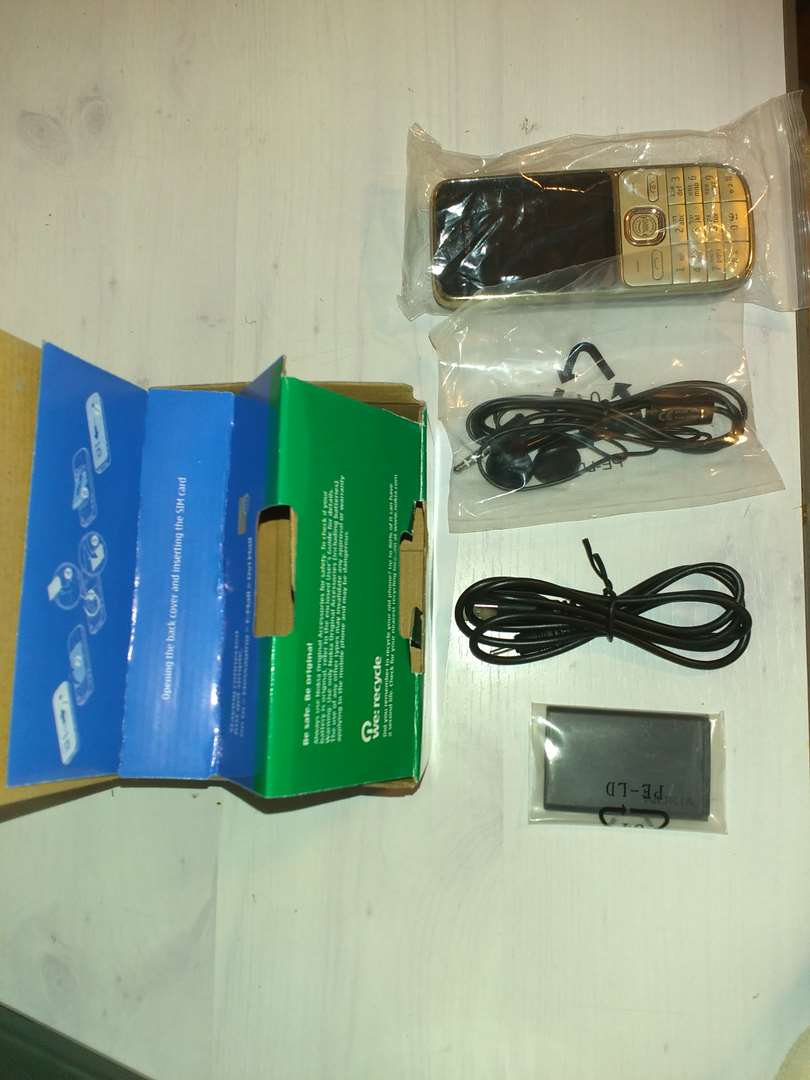 תמונה 3 ,נוקיה C2 NOKIA למכירה בירושלים סלולרי  שונות