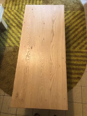 שולחן מעץ  