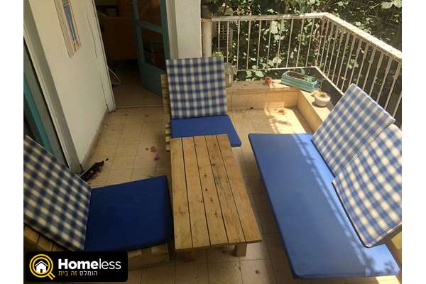 תמונה 1 ,שולחן ושלוש כיסאות  למכירה בתל אביב ריהוט  ריהוט לגינה