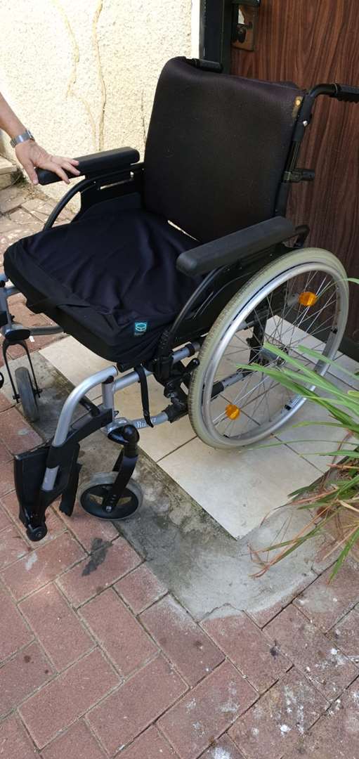 תמונה 1 ,‏ rubix 2 למכירה בתל אביב ציוד סיעודי/רפואי  כסא גלגלים