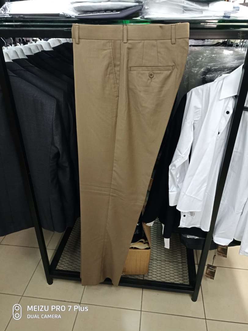 תמונה 4 ,סטוק מכנסיים למכירה באלעד עסקים למכירה/למסירה  אופנה וביגוד