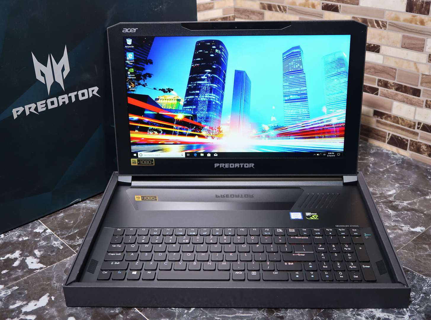 תמונה 1 ,Acer Predator Triton 700 15.6  למכירה בתל אביב מחשבים וציוד נלווה  מחשב נייד