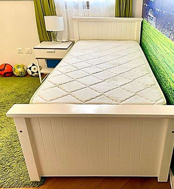 תמונה 2 ,מיטת יחיד מעץ מלא למכירה ברעענה ריהוט  מיטות