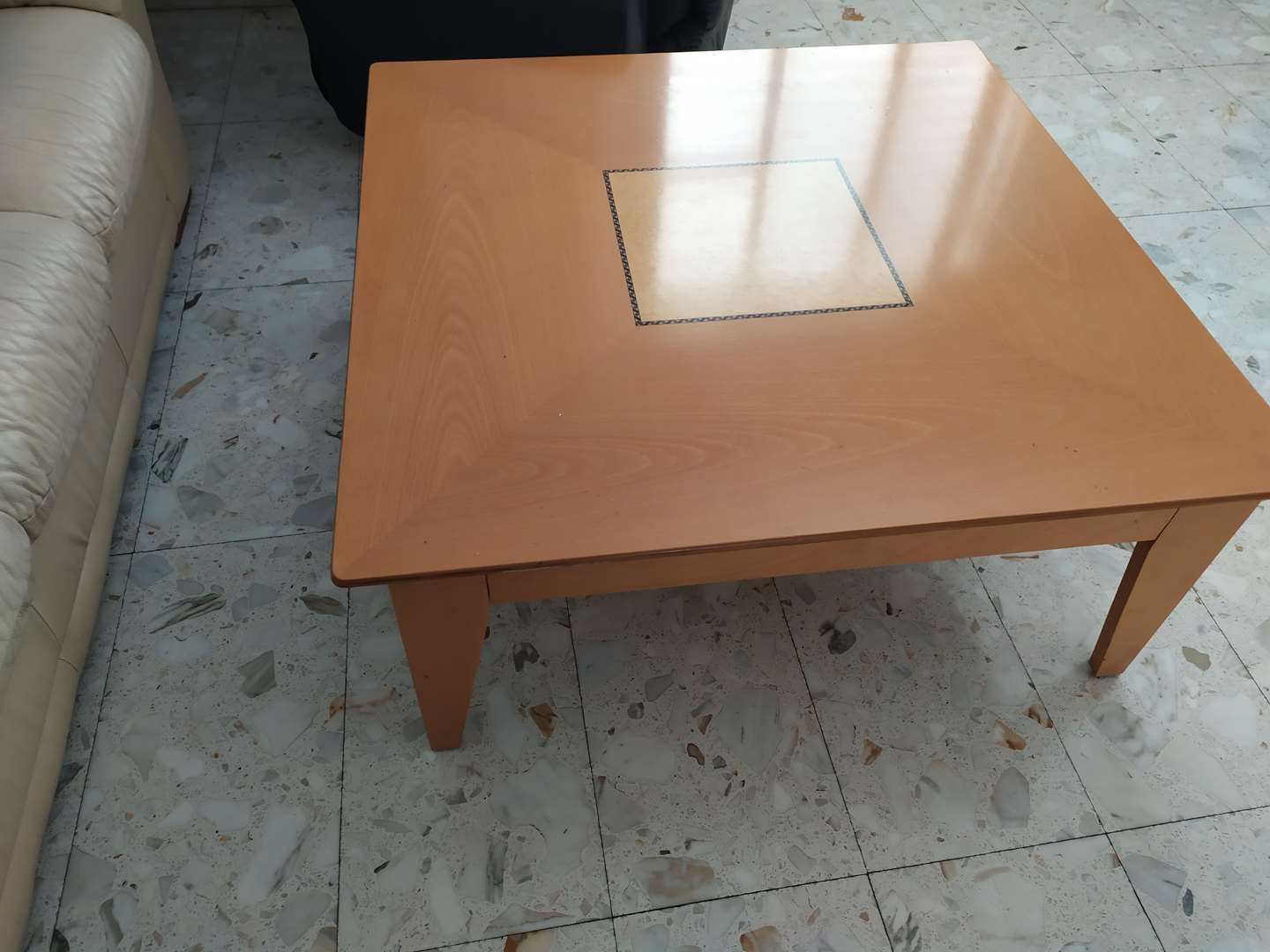 תמונה 2 ,מזנון לסלון +שולחן לסלון למכירה בראשון לציון ריהוט  מזנון