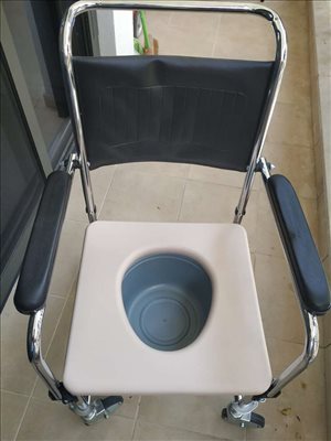 כסא מקלחת 