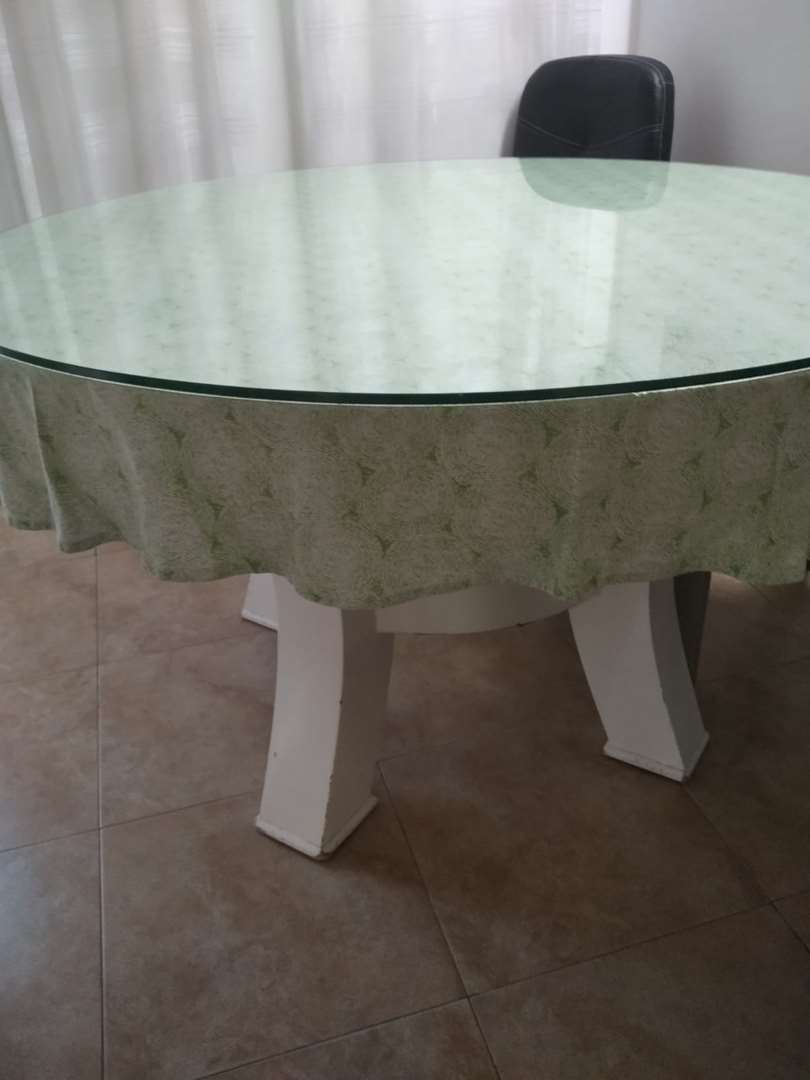 תמונה 1 ,שולחן עגול פלוס זכוכית  למכירה באשדוד ריהוט  שולחנות