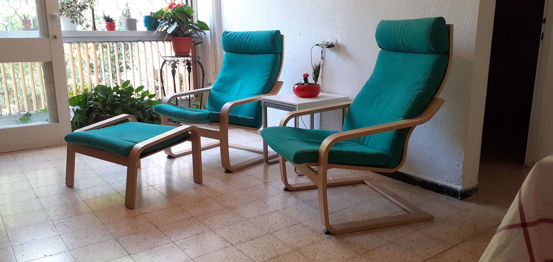 תמונה 1 ,2 כורסאות + למכירה בכפר סבא ריהוט  כורסאות