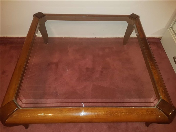 תמונה 1 ,שולחן לסלון מחוית ואלגנת מרהיב למכירה בגני תקווה ריהוט  שולחן טלוויזיה