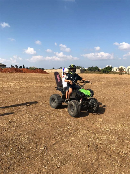 תמונה 2, טרקטורון למכירה ברמלה | לתינוק ולילד  ממונעים לילדים