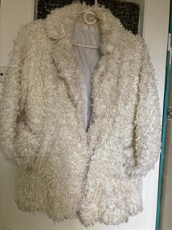 תמונה 2 ,מגוון ג'קטים - לחורף ולאביב למכירה בבת ים יד-שניה לנשים  בגדי נשים