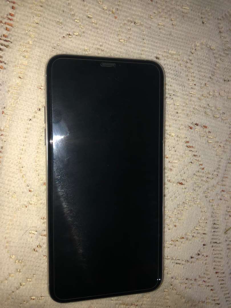 תמונה 2 ,11 פרו מקס למכירה בכפר יונה סלולרי  סמארטפונים