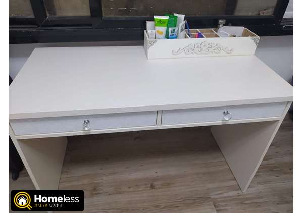 תמונה 3 ,שולחן עץ לבן עם מגירות למכירה בראשון לציון ריהוט  שולחן מחשב