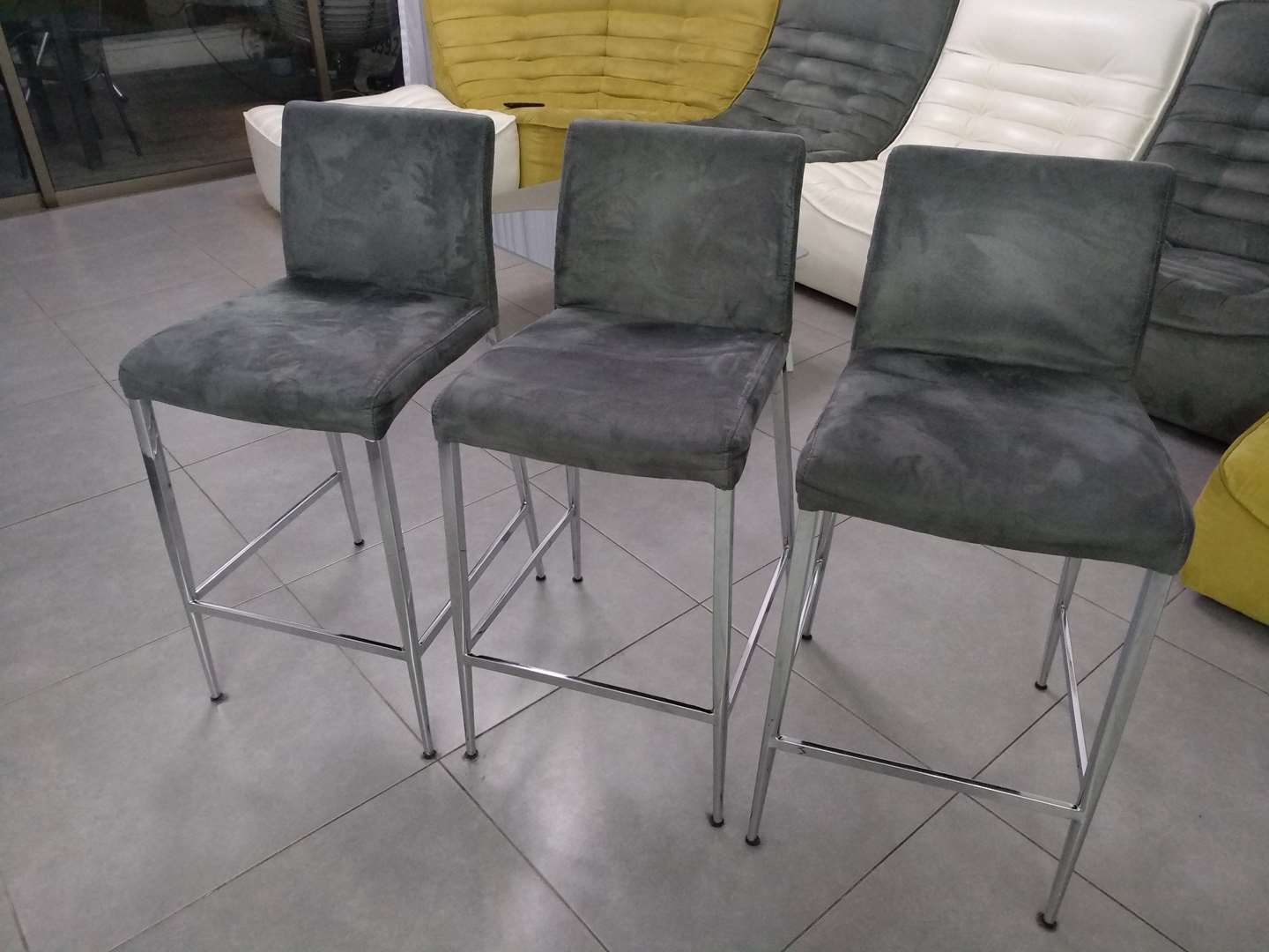 תמונה 1 ,כסאות בר למכירה בחולון ריהוט  כיסאות
