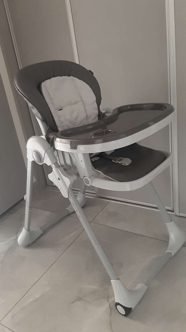 תמונה 1 ,כסא אוכל מתכוונן למכירה ברמת גן לתינוק ולילד  כסא לאוכל