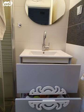 תמונה 1 ,ארון אמבטיה למכירה במודיעין-מכבים-רעות כלים סניטריים  אחר