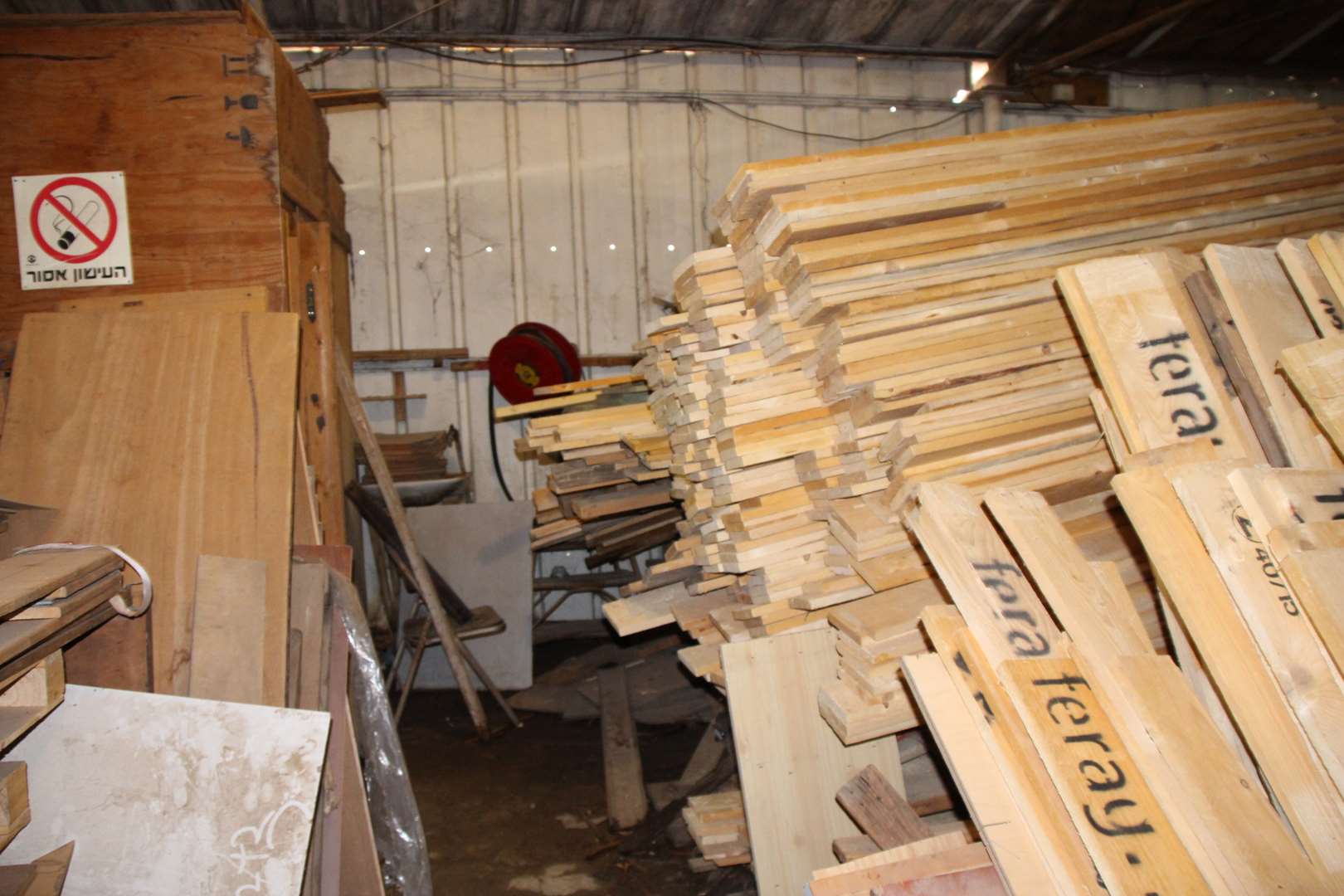 תמונה 3 ,משטחים מעץ לשינוע למכירה בטירה ציוד לתעשייה  ציוד כללי לתעשייה