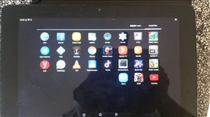 מחשבים וציוד נלווה טאבלט Tablet 3 