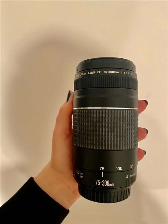 עדשה Canon EF 75-300mm f/4-5.6