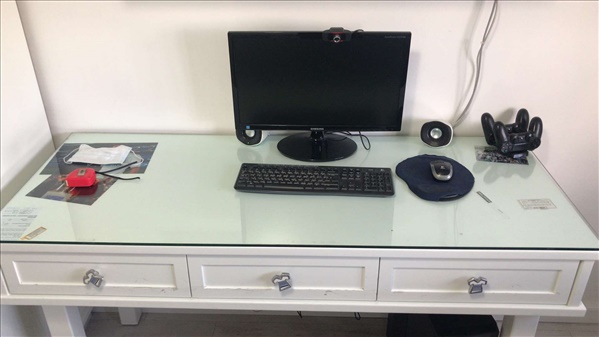 תמונה 1 ,כוורת ושולחן מחשב  למכירה בבאר יעקב ריהוט  כוורת