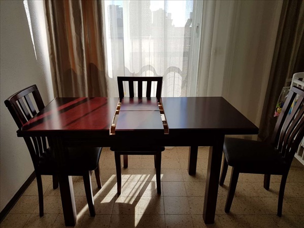 תמונה 1 ,פינת אוכל עם 4 כיסאות למכירה בחיפה ריהוט  פינת אוכל