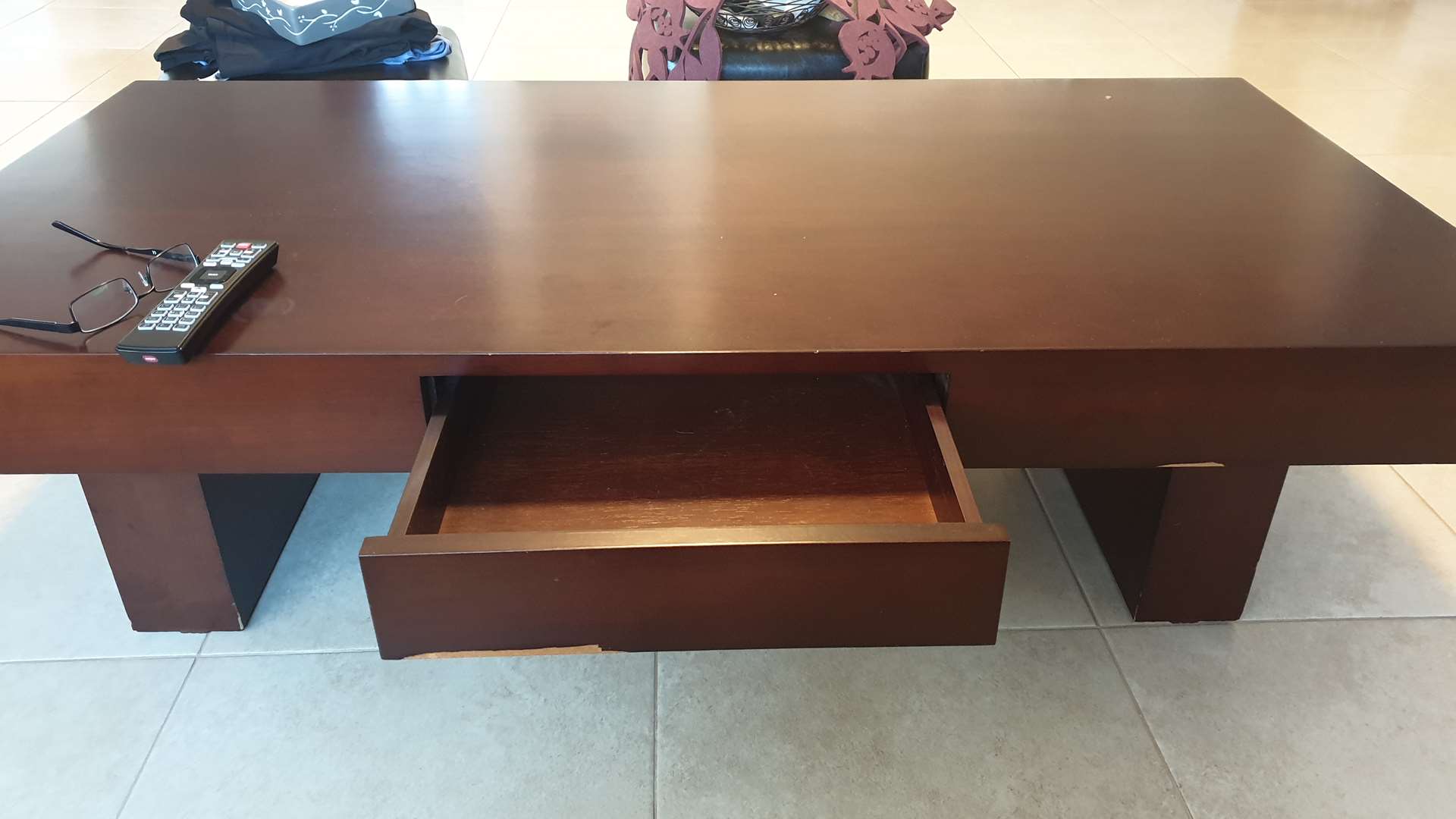 תמונה 3 ,שולחן לסלון למכירה בגילון ריהוט  סלון
