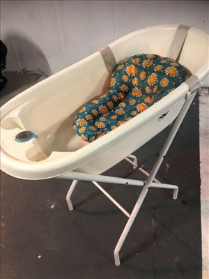 אמבטיה לתינוק כולל מצוף לתינוק 
