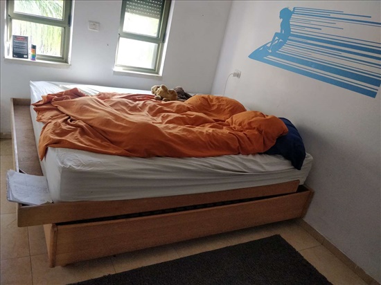 מיטה זוגית ענקית 