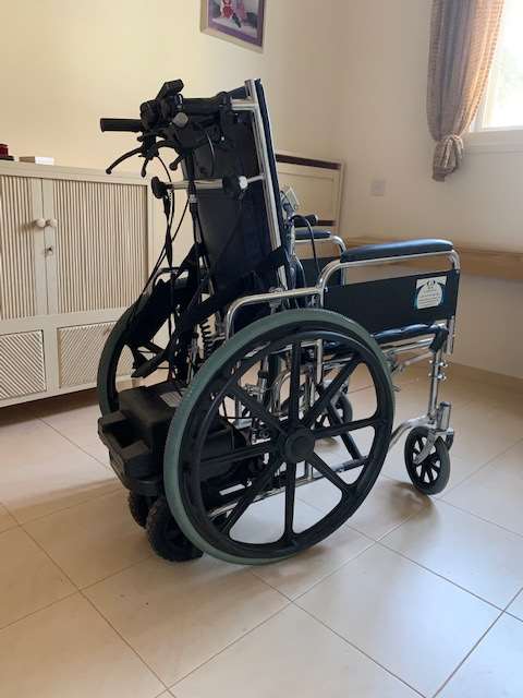 תמונה 2 ,כסא גלגלים חשמלי כמו חדש למכירה בהוד השרון ציוד סיעודי/רפואי  כסא גלגלים