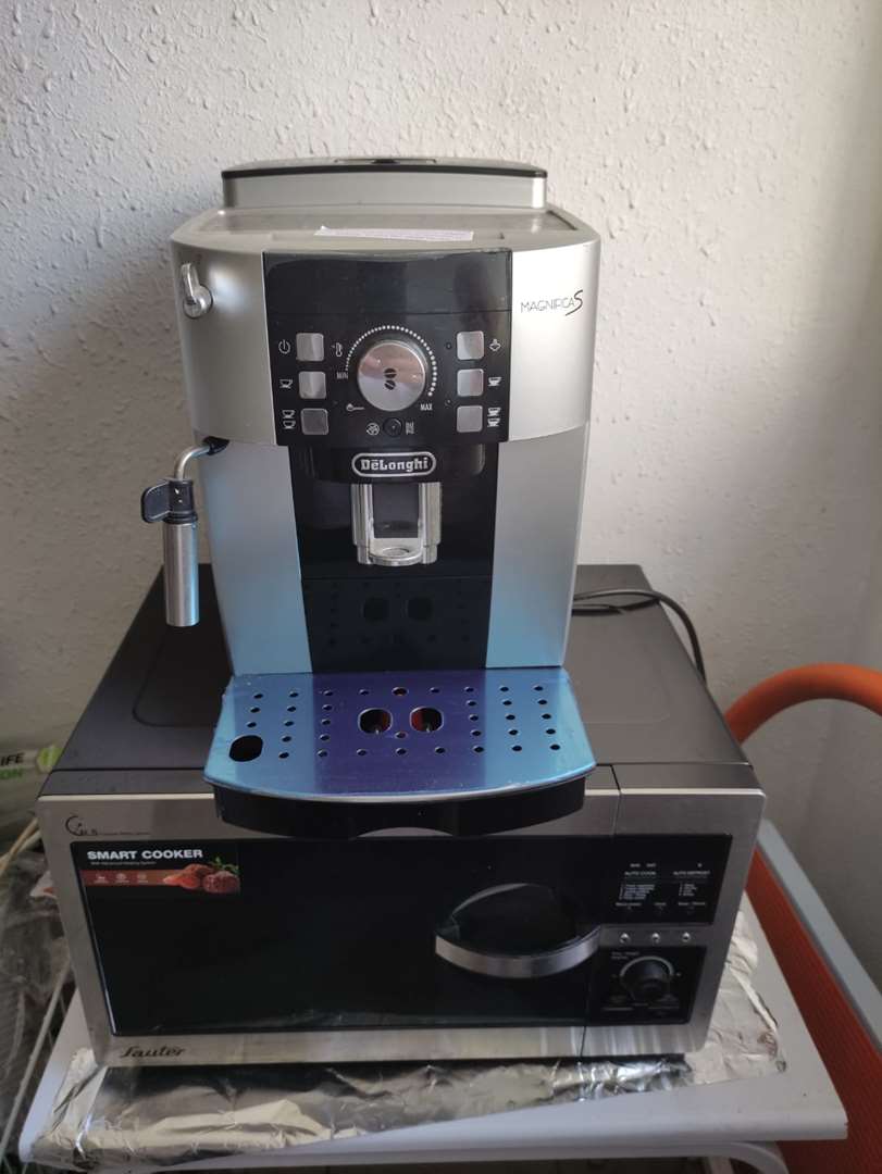 תמונה 1 ,מכונת קפה של delonghi למכירה בקציר-חריש מוצרי חשמל  מכונת קפה