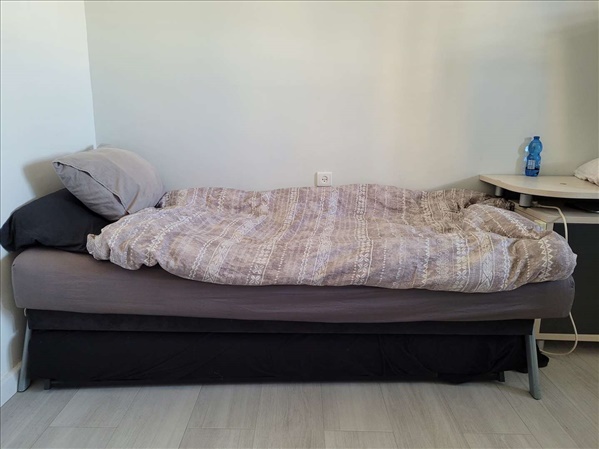 תמונה 2 ,מיטה וחצי עם ארגז מצעים למכירה בראשון לציון ריהוט  מיטות