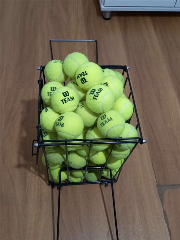 תמונה 4 ,85 כדורי טניס wilson team למכירה בראשון לציון ציוד ספורט  מחבטי טניס