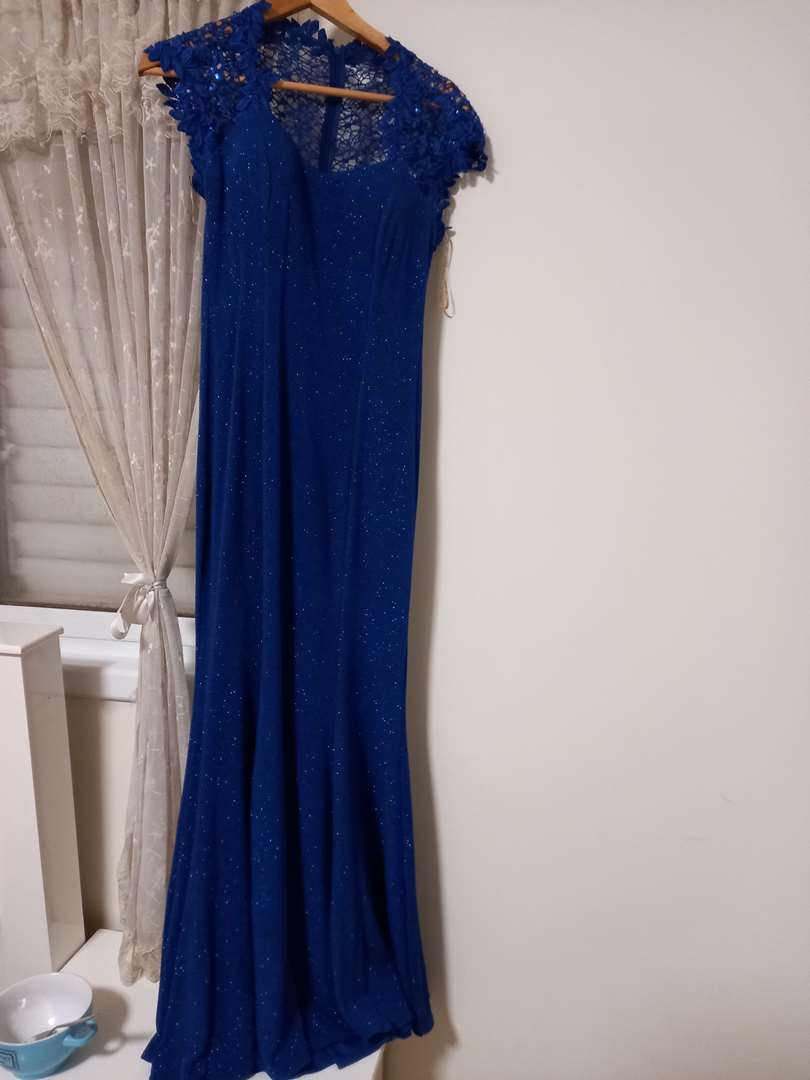 תמונה 2 ,שמלה לאמא של הכלה / חתן למכירה בפתח תקווה ביגוד ואביזרים  שמלות ערב