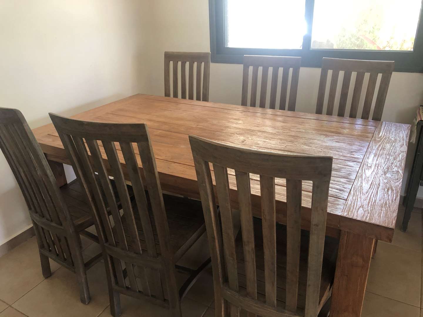 תמונה 2 ,שולחן אוכל ו-6 כסאות למכירה ביד חנה ריהוט  פינת אוכל