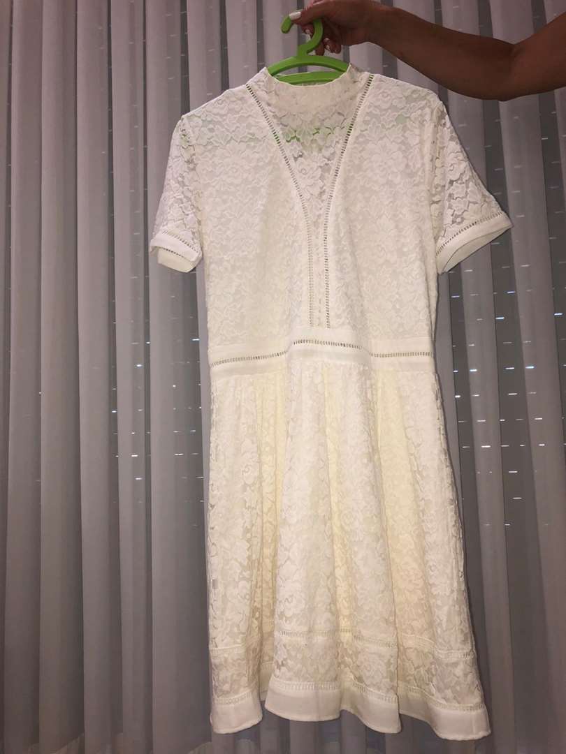 תמונה 1 ,שמלה לבנה חגיגית למכירה באשדוד ביגוד ואביזרים  שמלות ערב