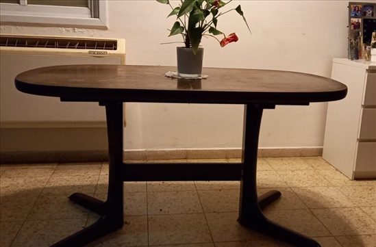 תמונה 3 ,שולחן מעץ מלא מהגוני למכירה בתל אביב ריהוט  פינת אוכל