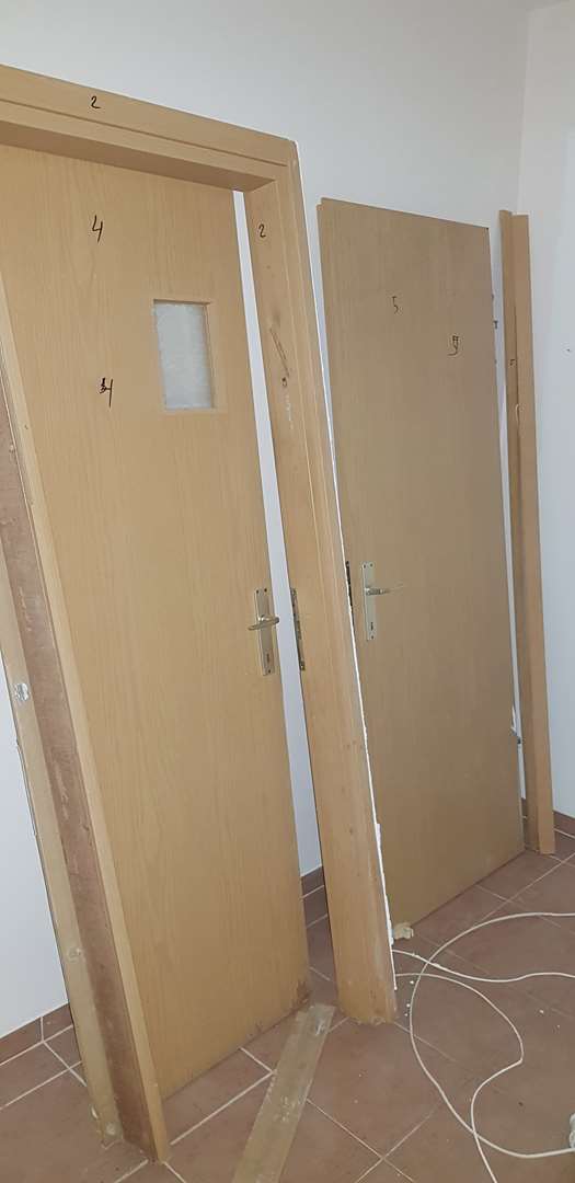 תמונה 2 ,דלתות פנים מעץ למכירה בנשר ריהוט  דלתות