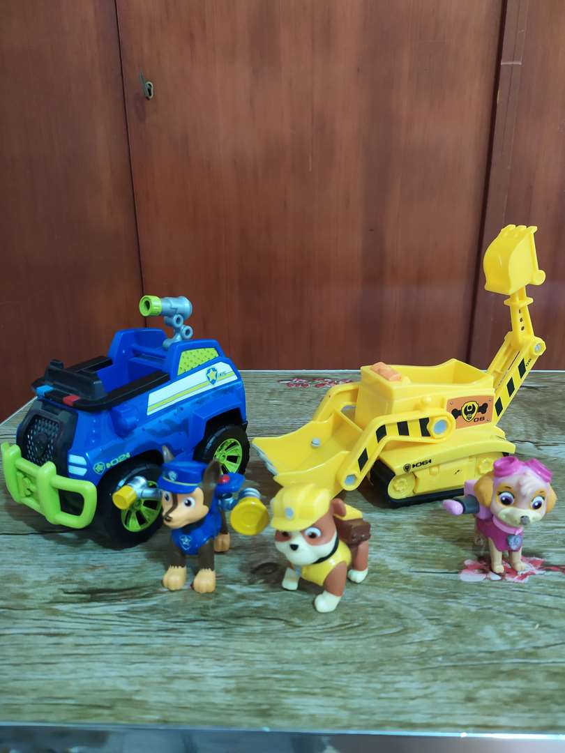 תמונה 2 ,בובות של "מפרץ ההרפתקאות" למכירה בתל אביב לתינוק ולילד  משחקים וצעצועים