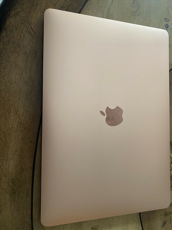 MacBook Air M1 (2020) 